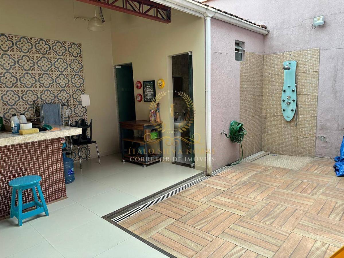 Casa de Condomínio à venda com 3 quartos, 210m² - Foto 14